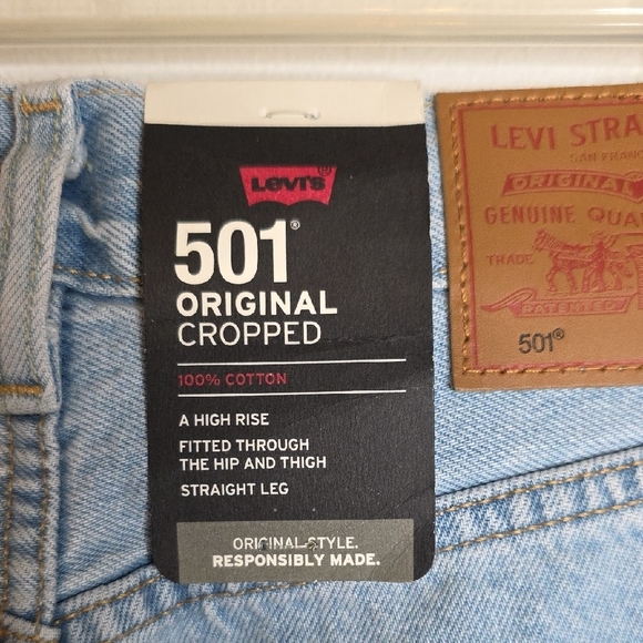 Levi's 501 Original Classic Light Blue Jeans Cropped 27x28 NEW with Tags!! - Picture 3 of 8